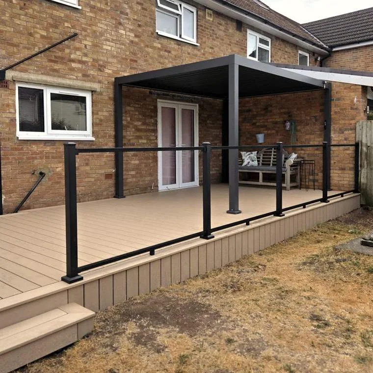 Composite deck built by Ellis Decks