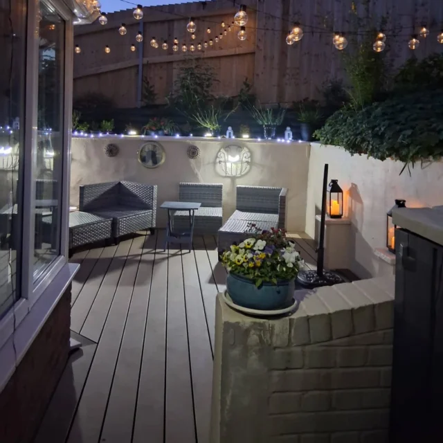 My client sent me some furnished photos of my recent decking project and I think its fair to say