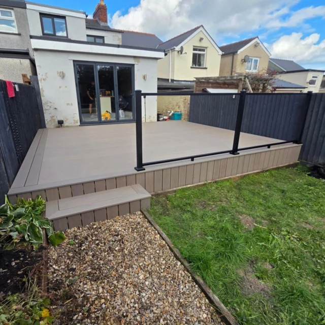 So nice, were gunna do it twice! My client loved the deck so much were going to replace a timber